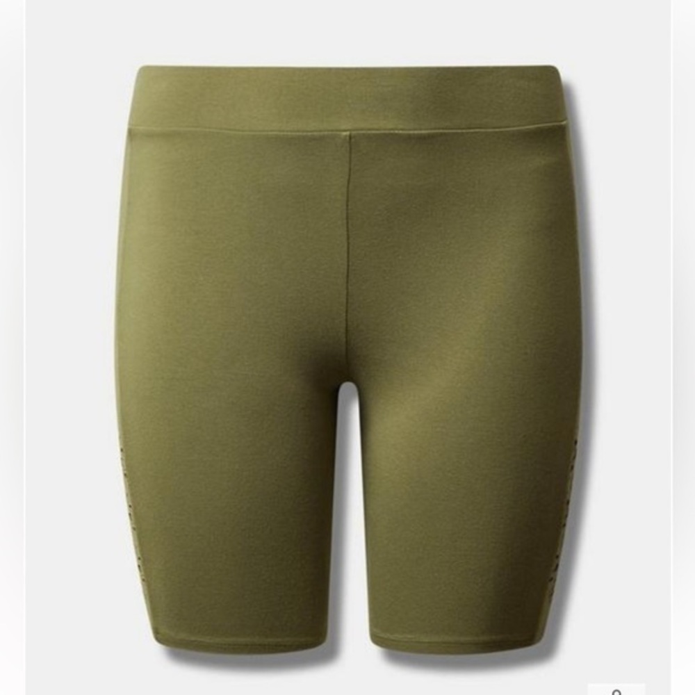 Torrid 9 Inch Bike Short with destructed on sides olive green size 00X M and 0X